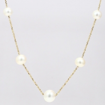 Haiti white pearl necklace